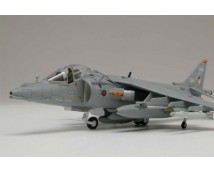 Airfix 1:72 BAe Harrier GR9A STARTER SET incl. lijm verf en kwasten