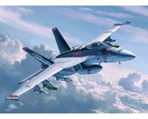 Revell 1:32 F/A-18E Super HornetRevell 1:32 F/A-18E Super Hornet
