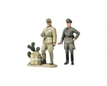 Tamiya 25154 WWII Wehrmacht Officer and Africa Korps Tank Crewman  1:35