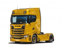 Italeri 1:24 Scania S730 Highline 4x2      3927