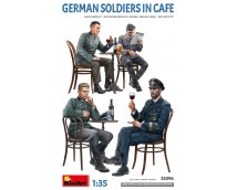 MiniArt 35396 German Soldiers in Cafe 1:35