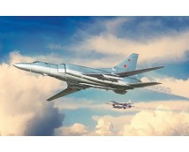 Italeri 1440 Tu-22M2 Backfire-B  1:48