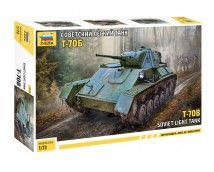 Zvezda 5078 T-72 Soviet Light Tank 1:72