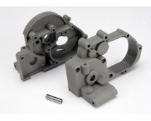 Gearbox halves (l&r) (grey) w/ idler gear shaft, TRX3691A